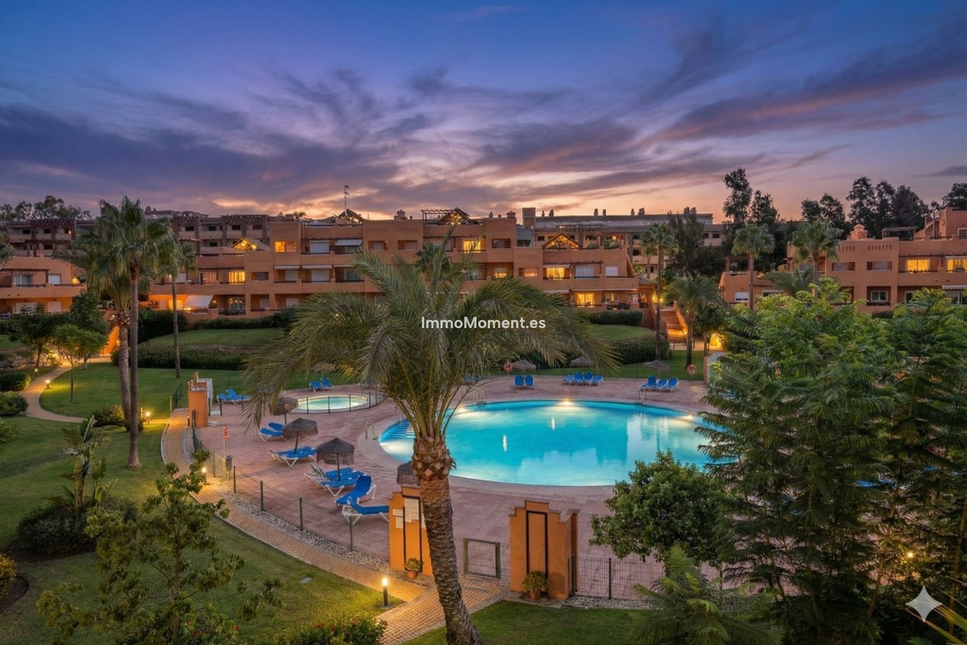 Resale - Apartment - Casares - Casares Centro