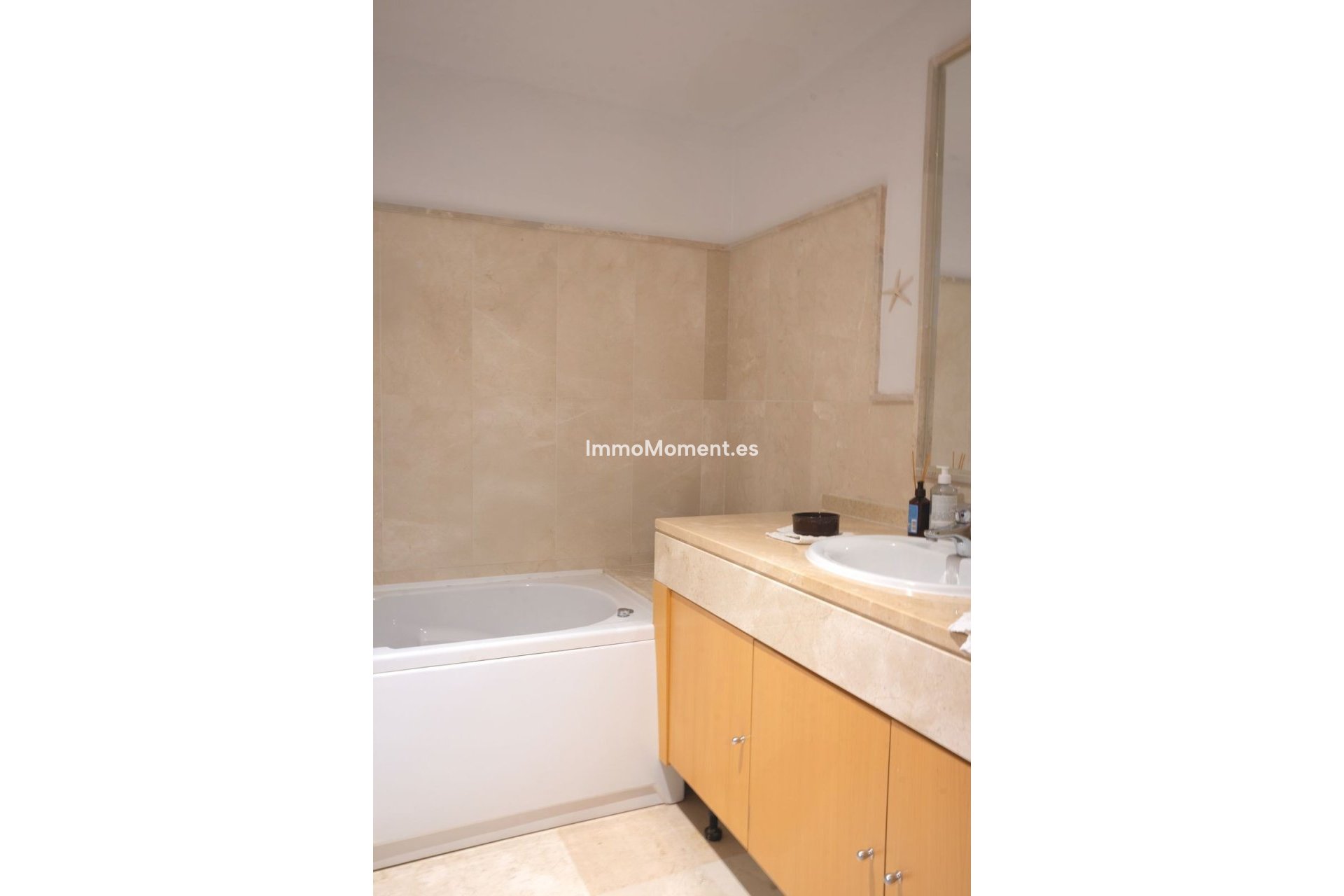 Resale - Apartment - Casares - Casares Centro