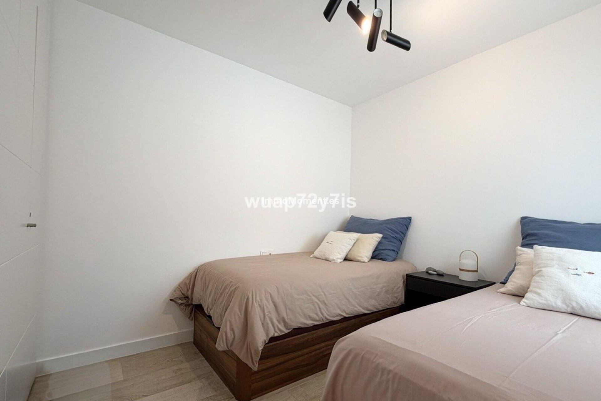 Resale - Apartment - Casares - Casares Centro