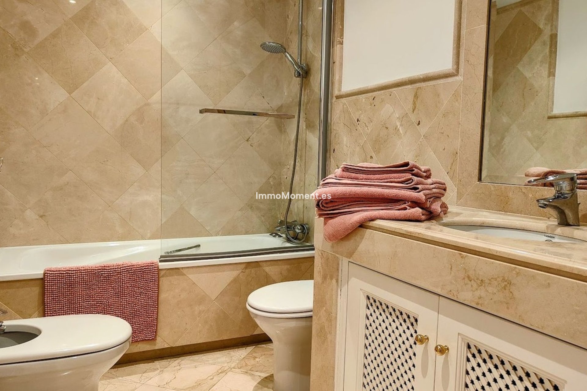Resale - Apartment - Casares - Casares Centro
