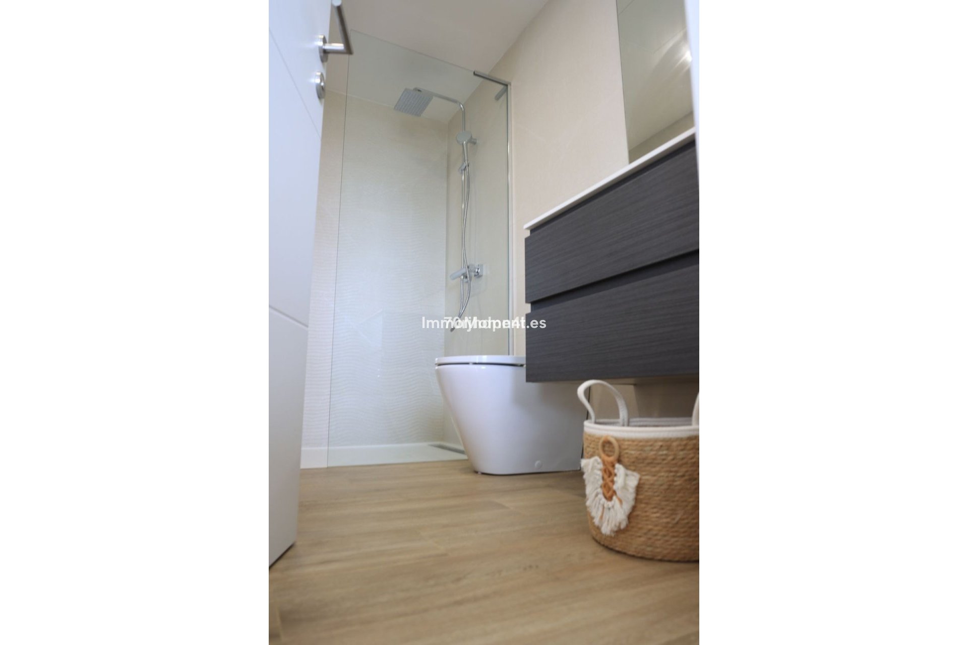 Resale - Apartment - Casares - Casares Centro