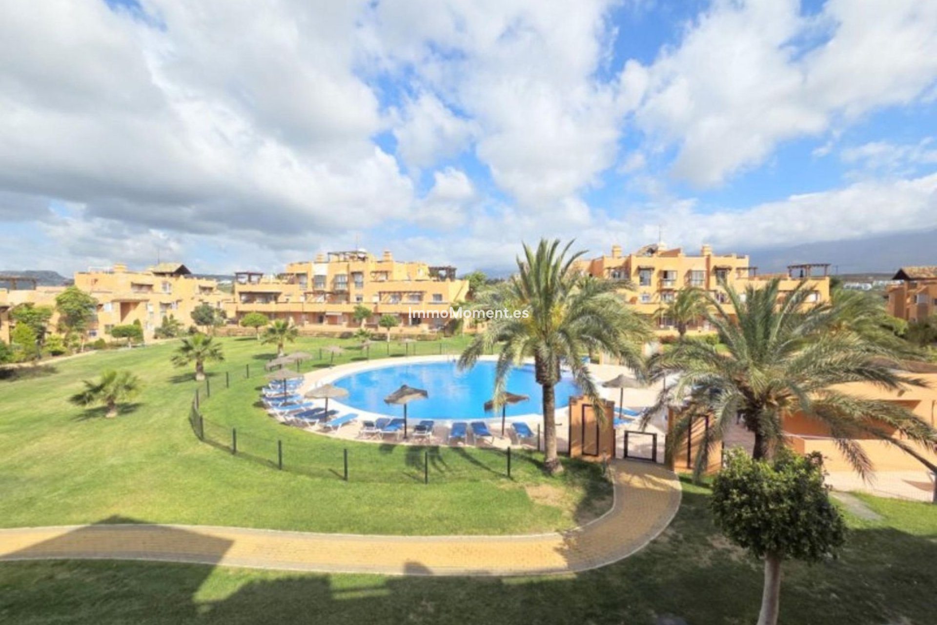 Resale - Apartment - Casares - Casares Centro