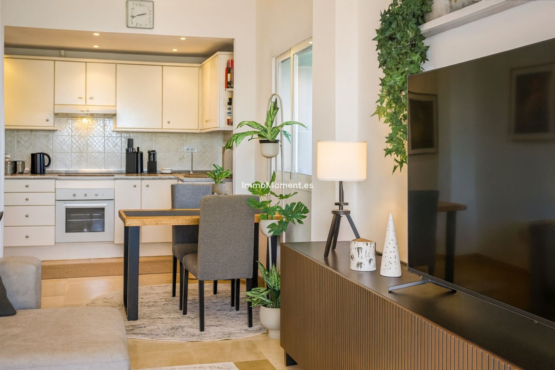 Resale - Apartment - Casares - Casares Centro