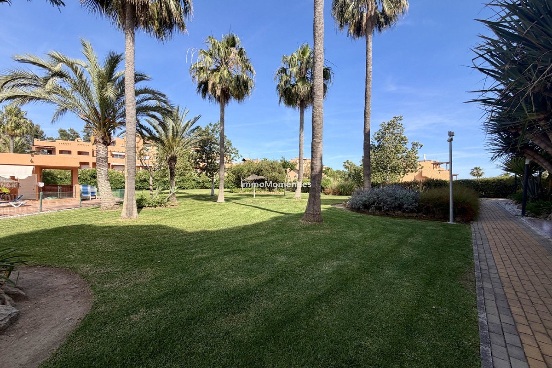 Resale - Apartment - Casares - Casares Centro