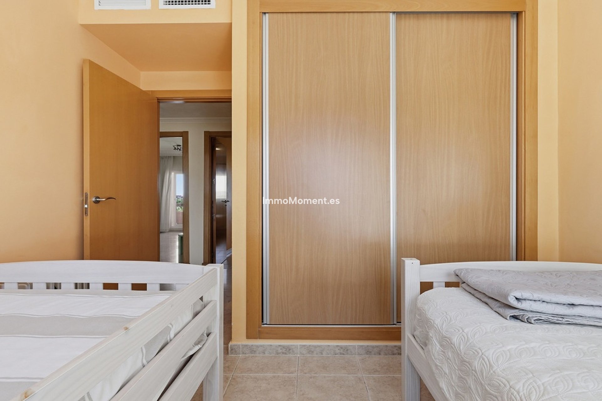 Resale - Apartment - Casares - Casares Centro