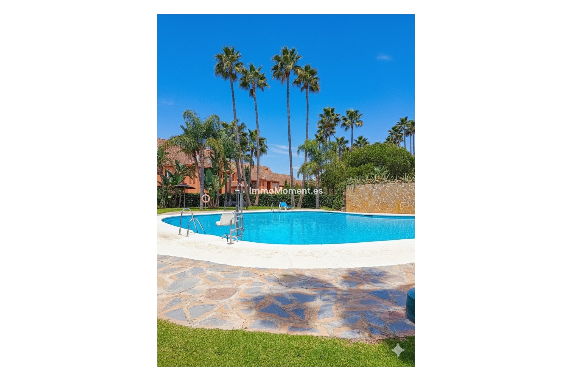Resale - Apartment - Casares - Casares Centro
