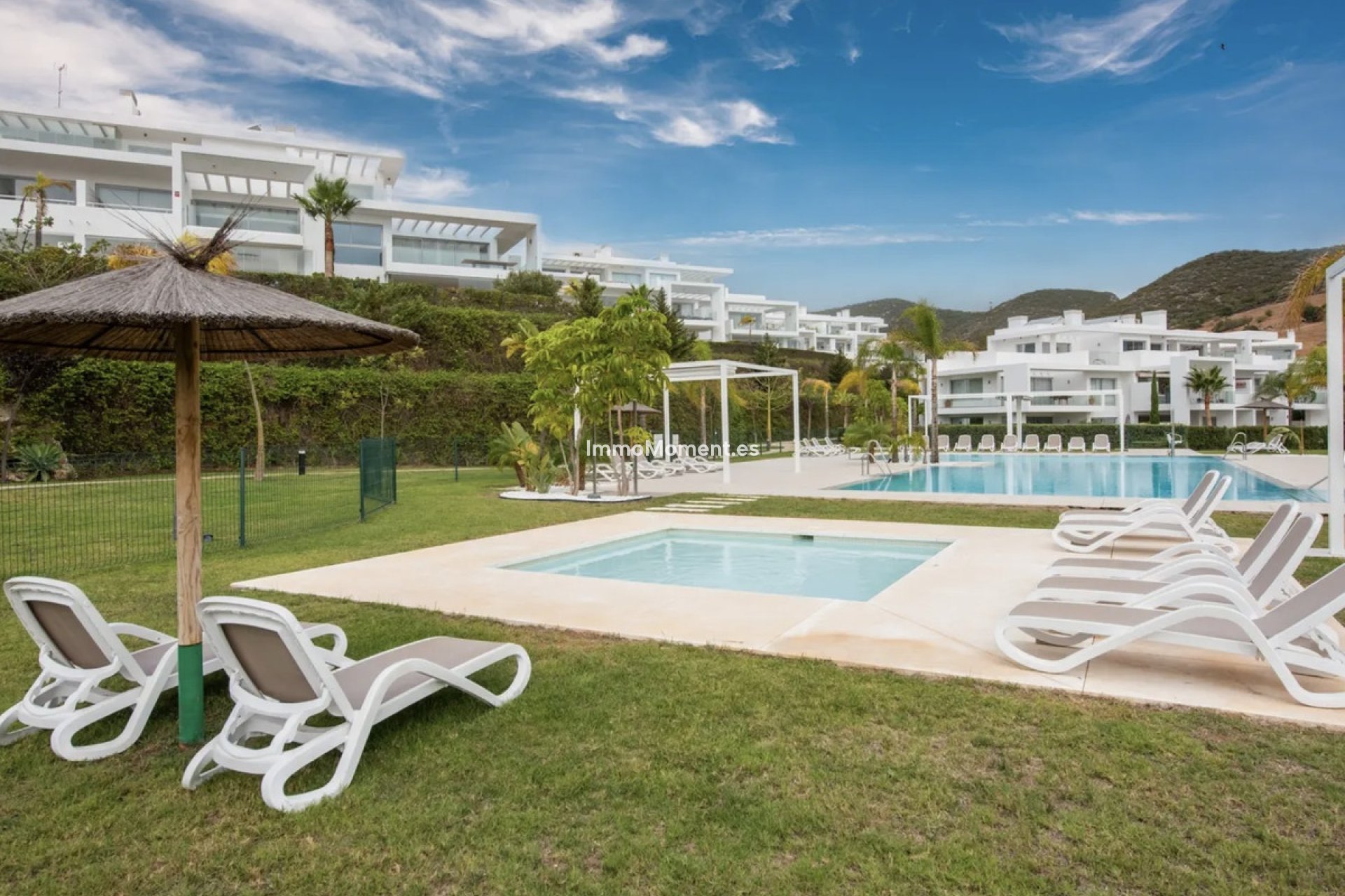 Resale - Apartment - Casares - Casares Centro