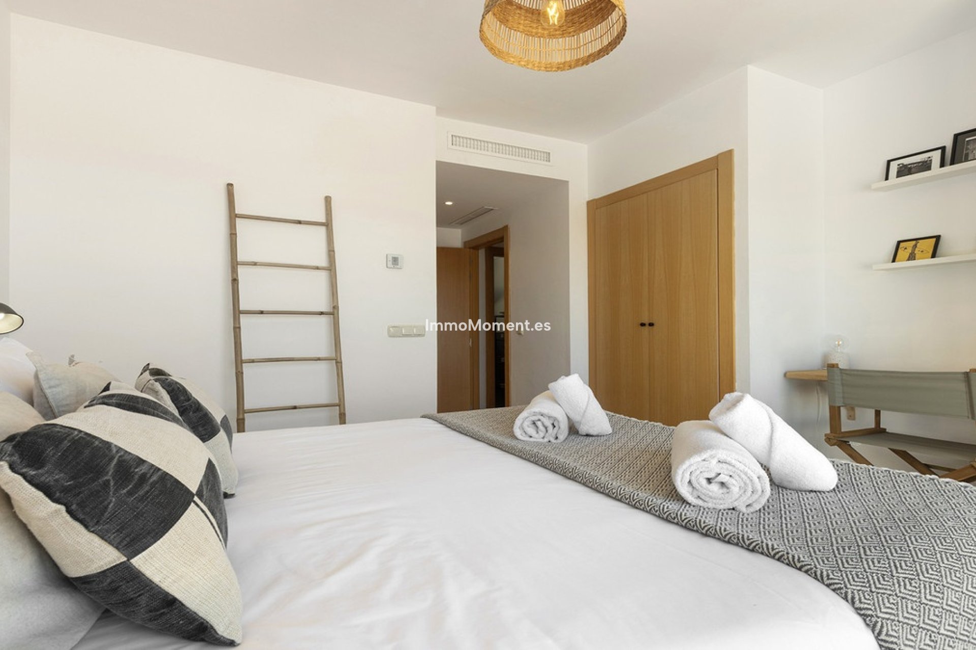 Resale - Apartment - Casares - Casares Centro
