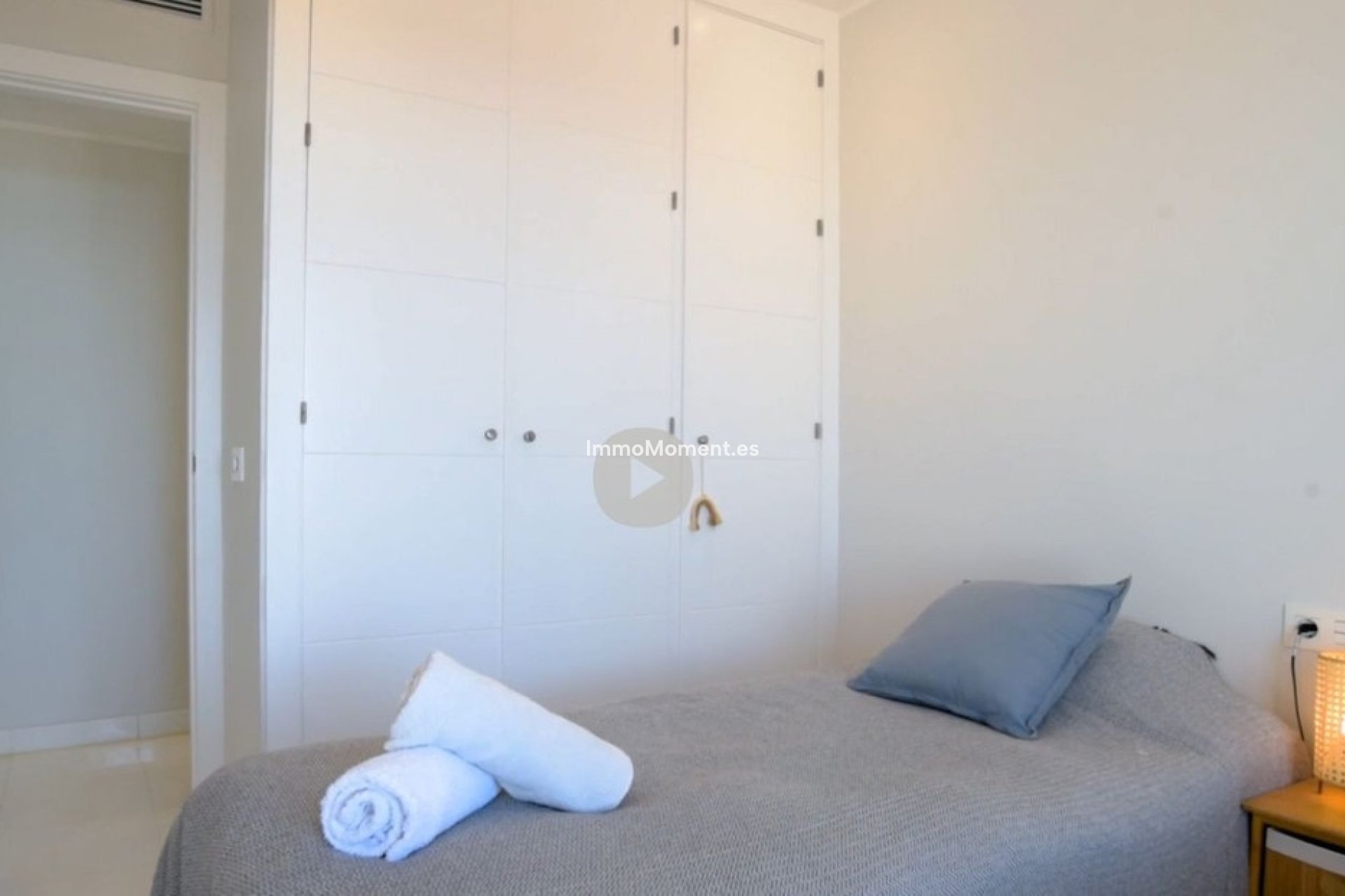 Resale - Apartment - Casares - Casares Centro