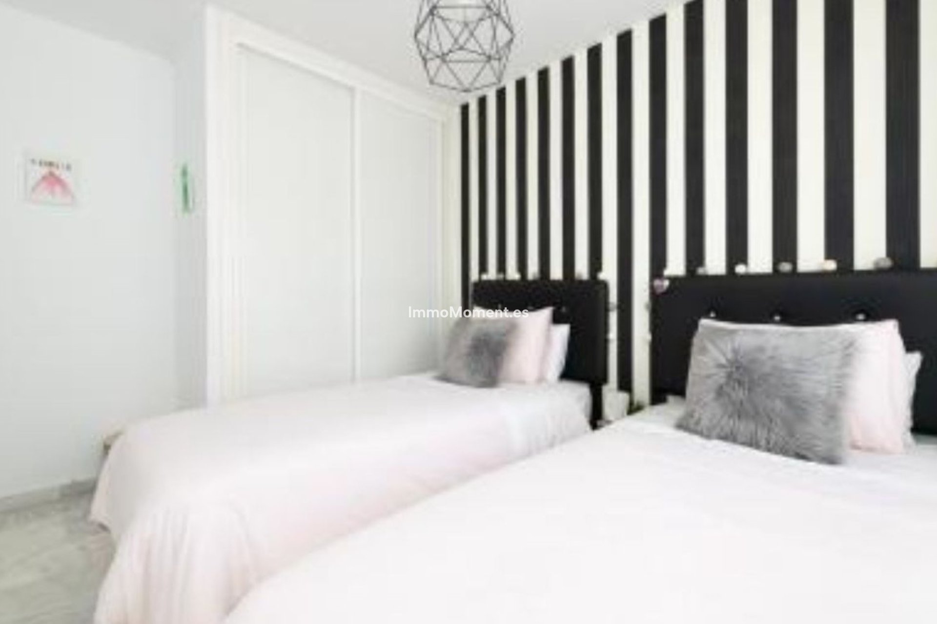 Resale - Apartment - Casares - Casares Centro