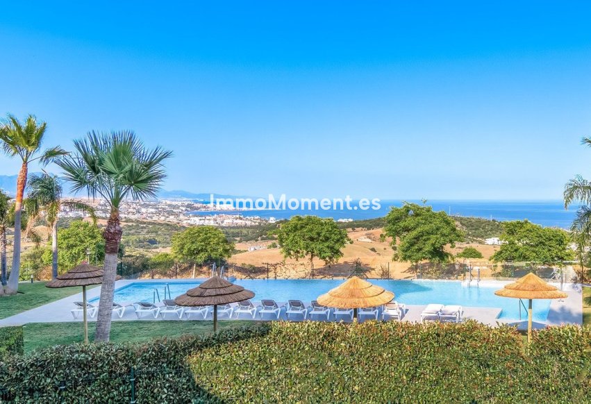 Resale - Apartment - Casares - Casares Centro