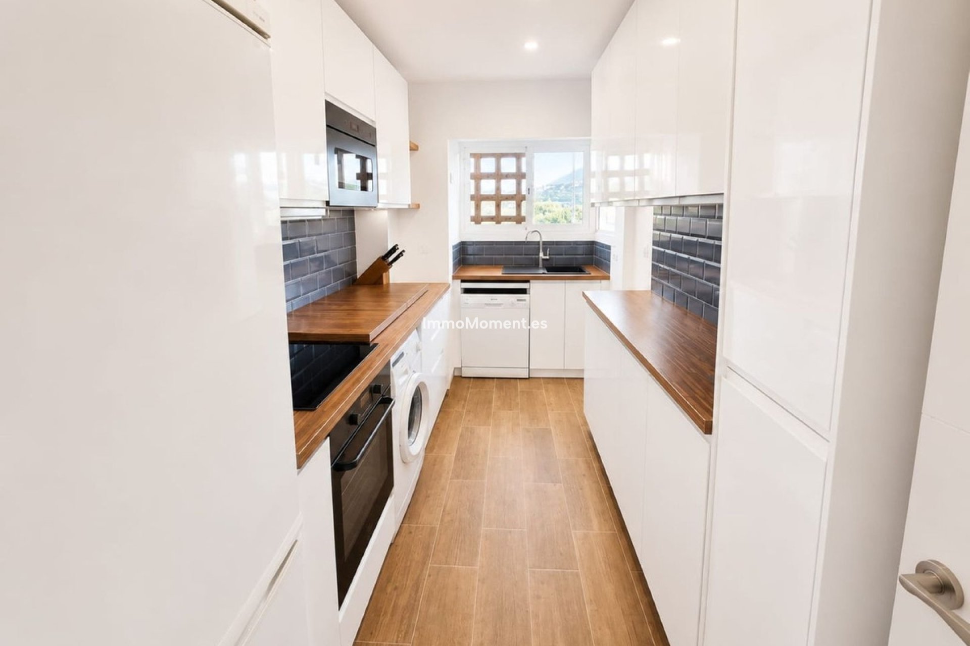 Resale - Apartment - Casares - Casares Playa
