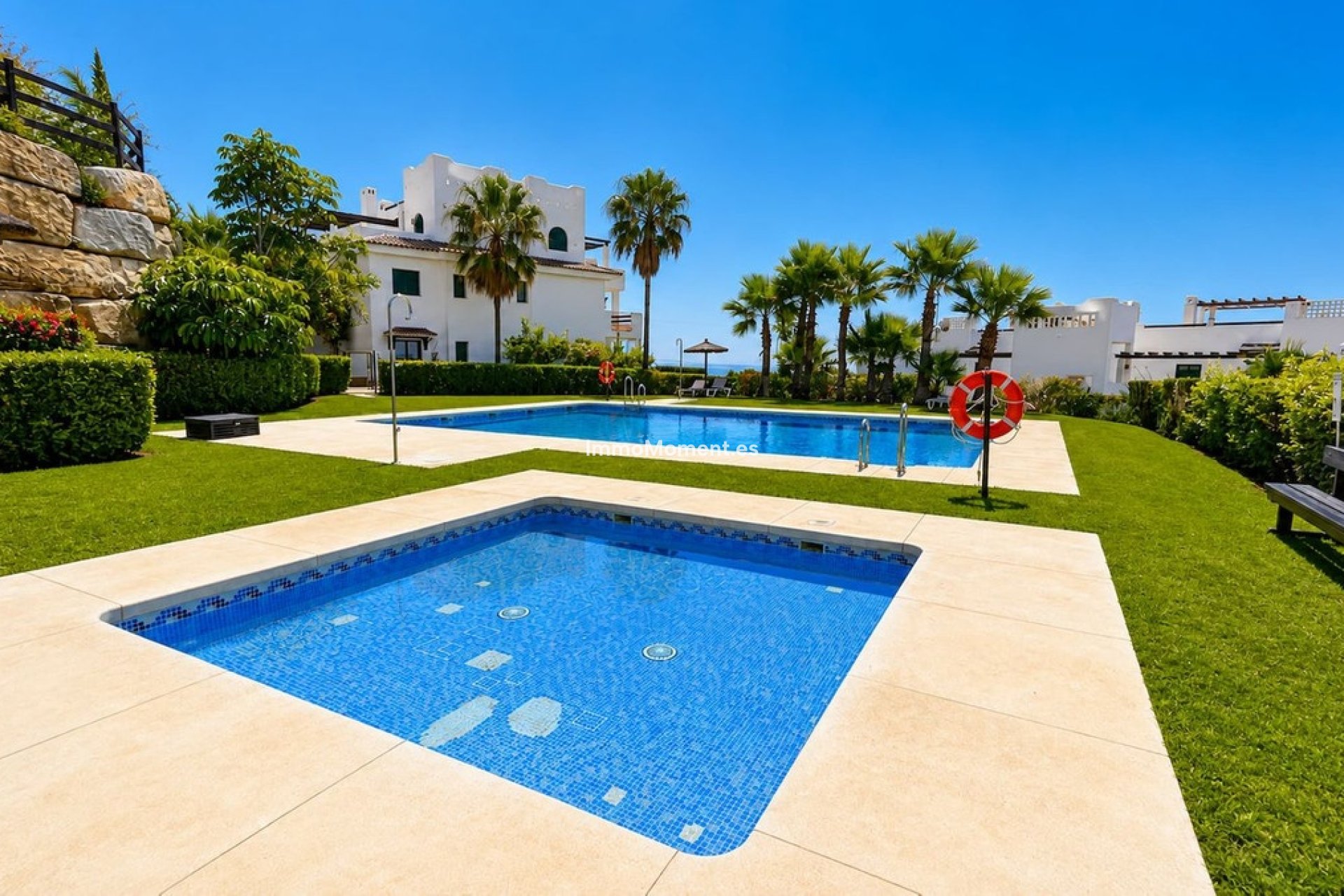 Resale - Apartment - Casares - Doña Julia