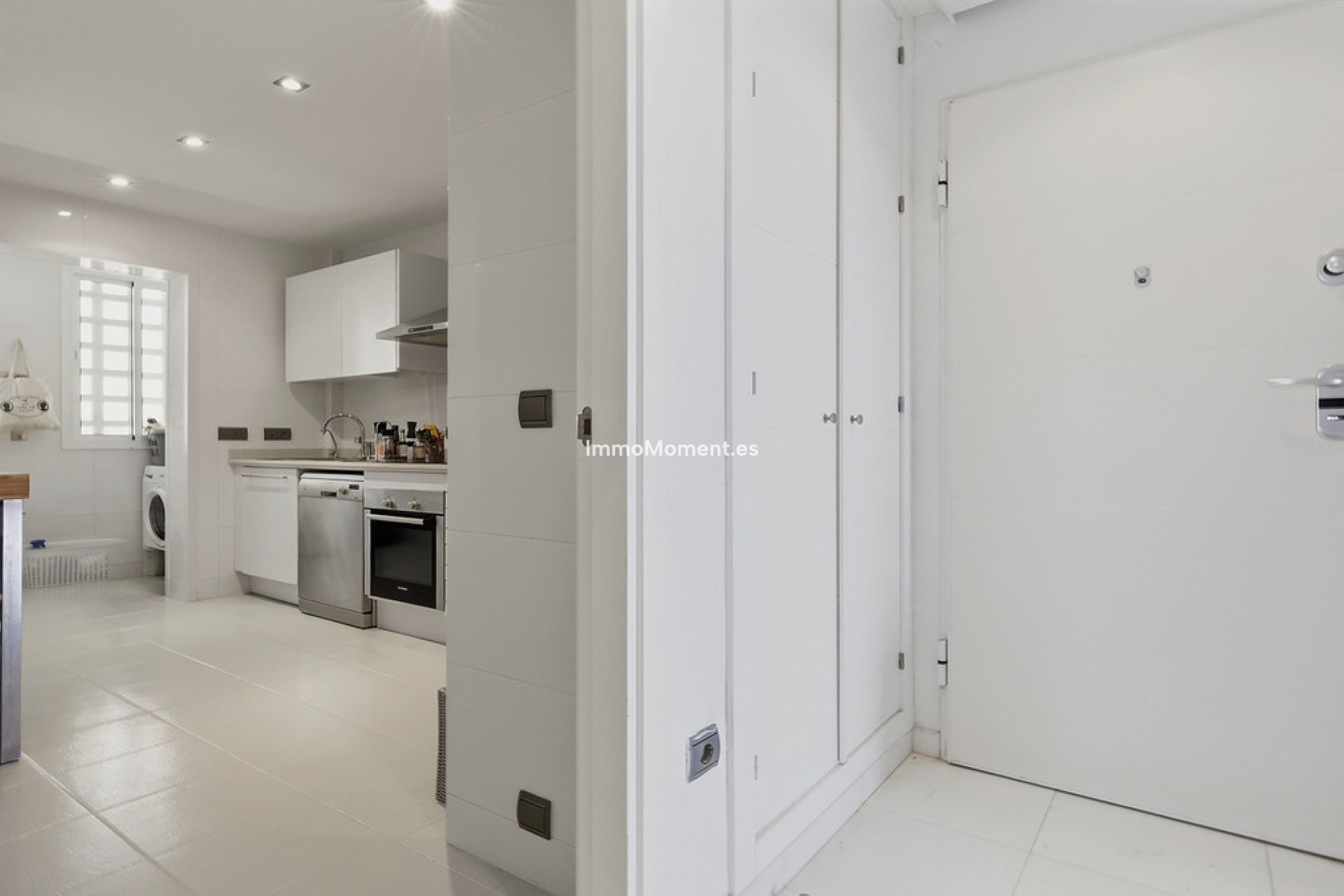Resale - Apartment - Casares - Doña Julia