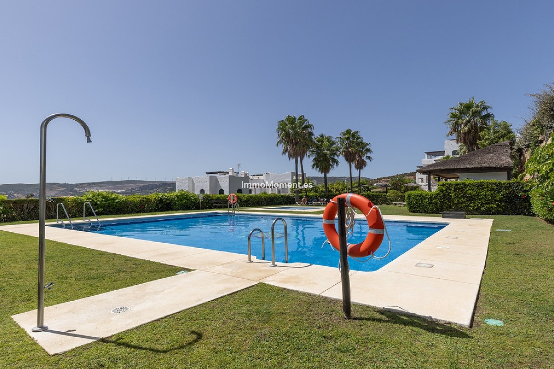 Resale - Apartment - Casares - Doña Julia
