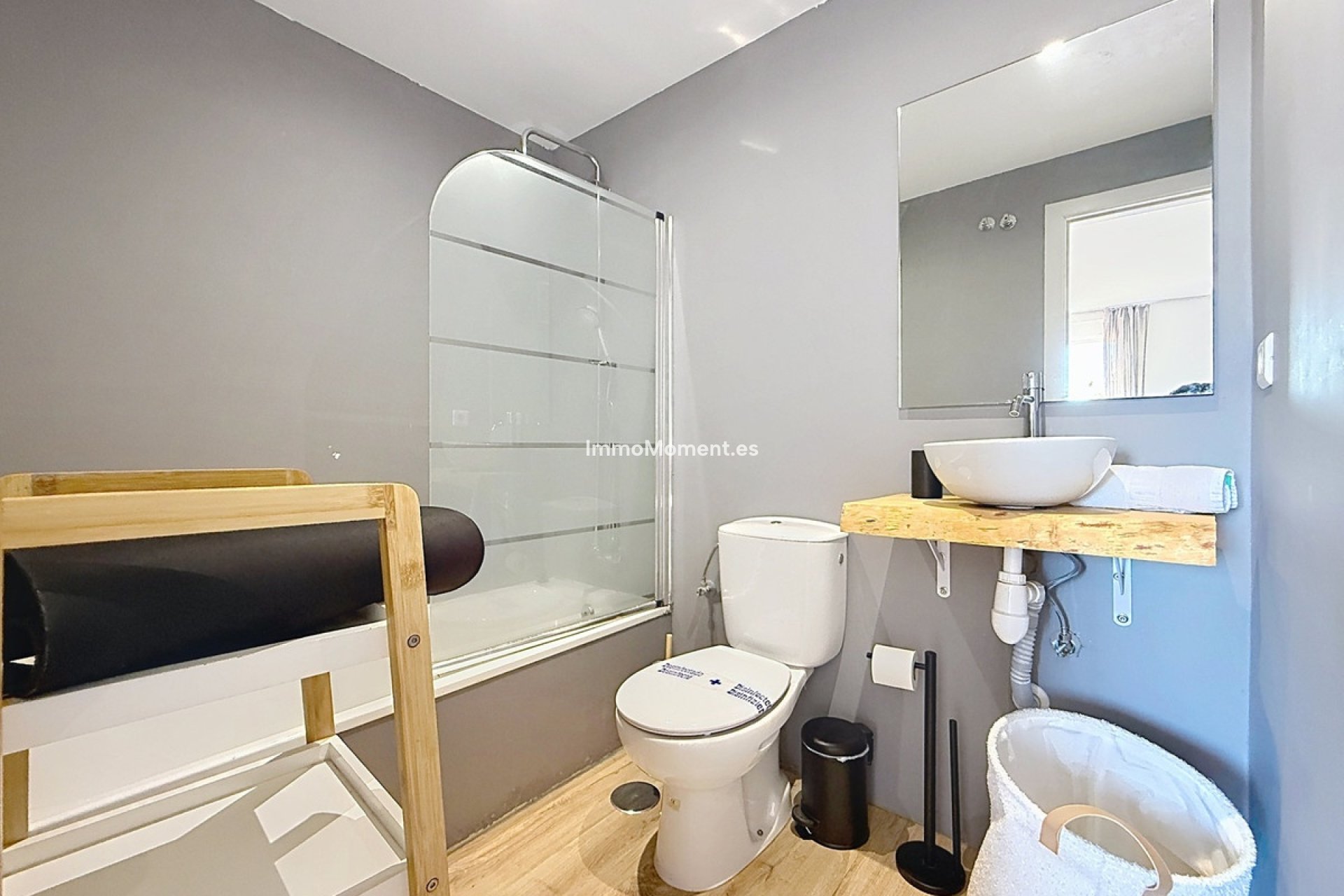 Resale - Apartment - Casares - Doña Julia