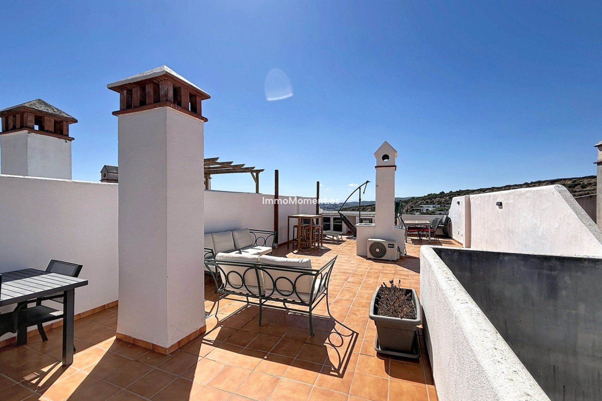Resale - Apartment - Casares - Doña Julia