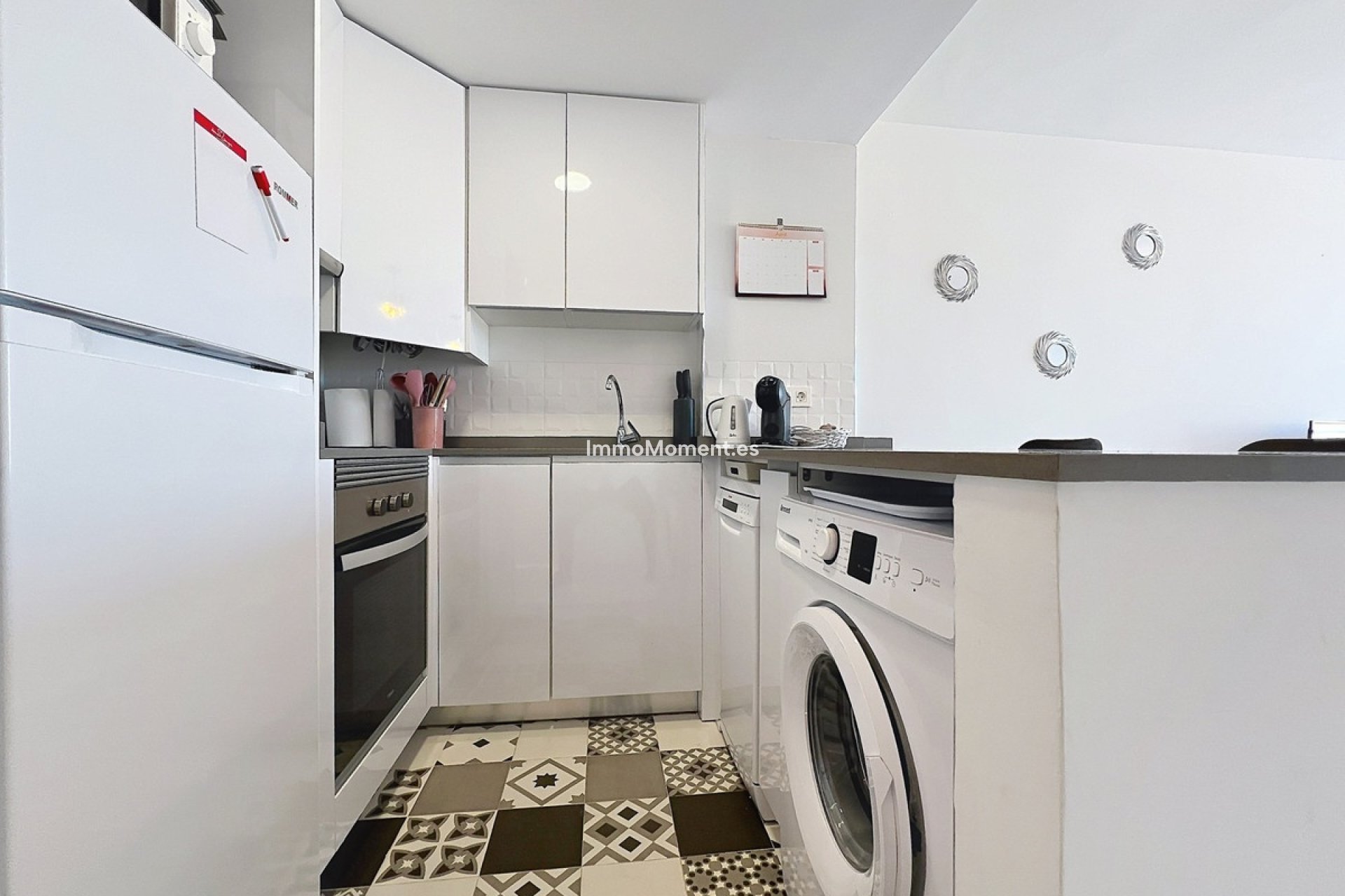 Resale - Apartment - Casares - Doña Julia