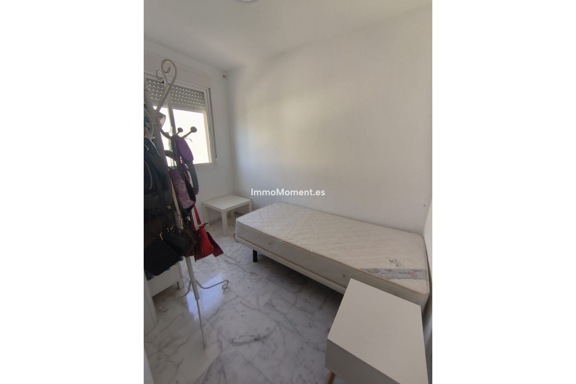Resale - Apartment - Casares - Doña Julia