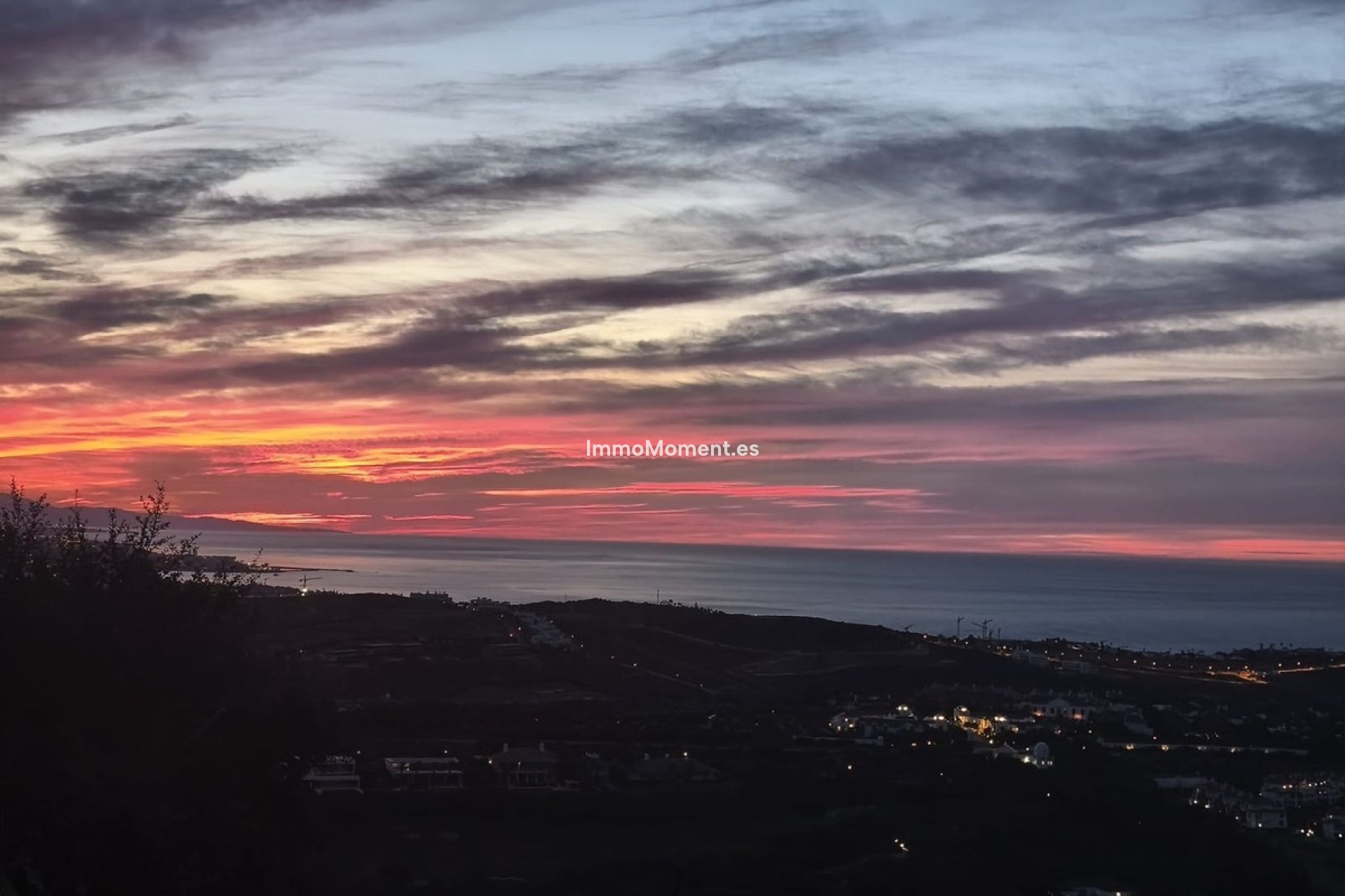 Resale - Apartment - Casares - Doña Julia