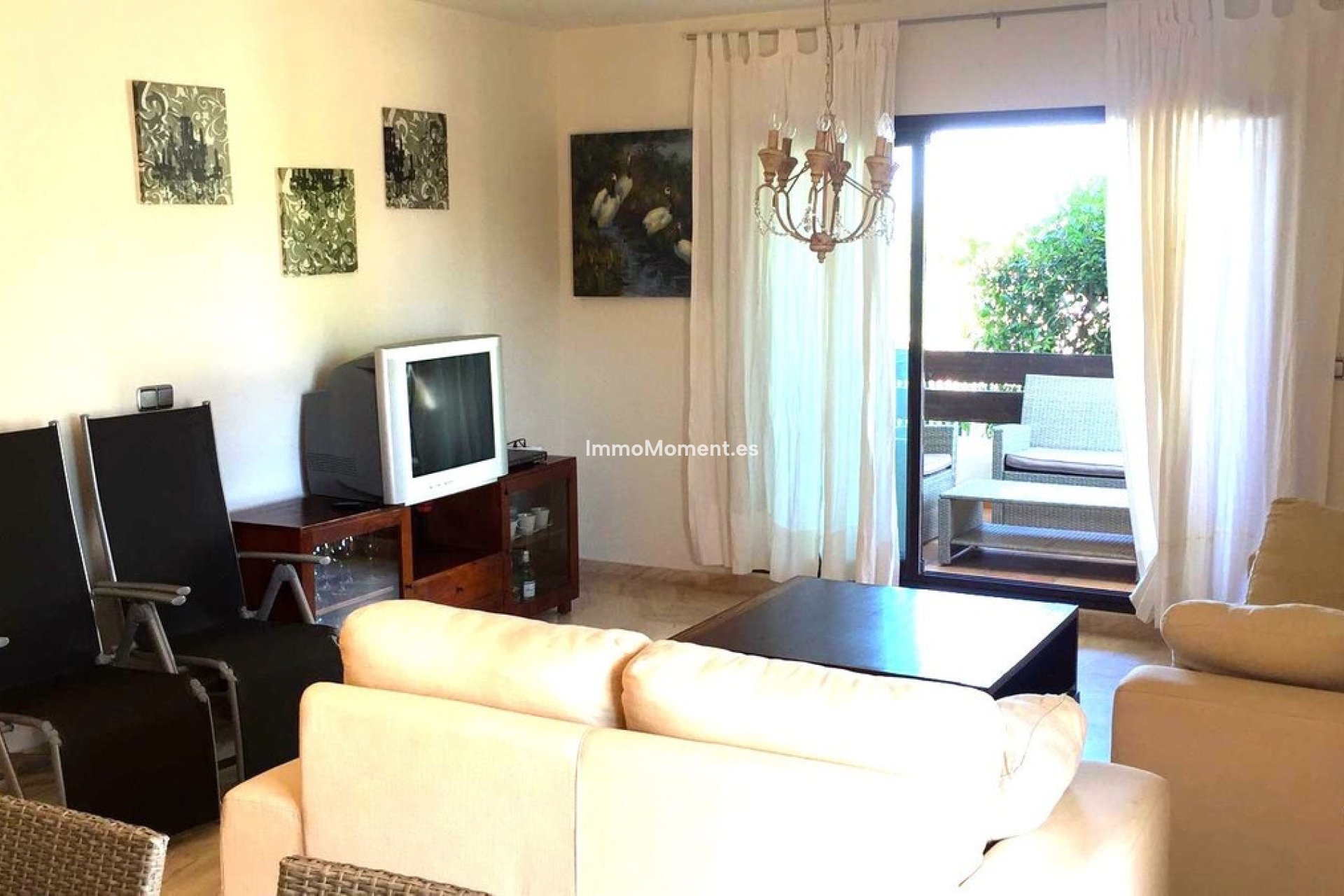 Resale - Apartment - Casares - Doña Julia