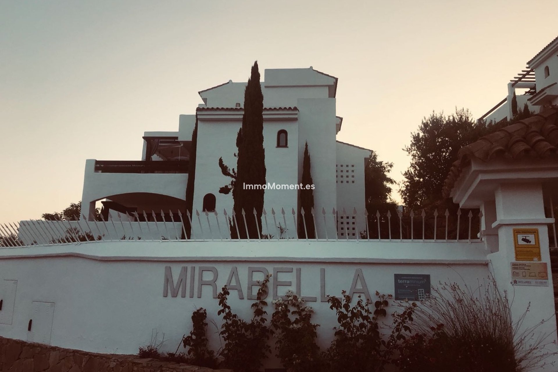 Resale - Apartment - Casares - Doña Julia