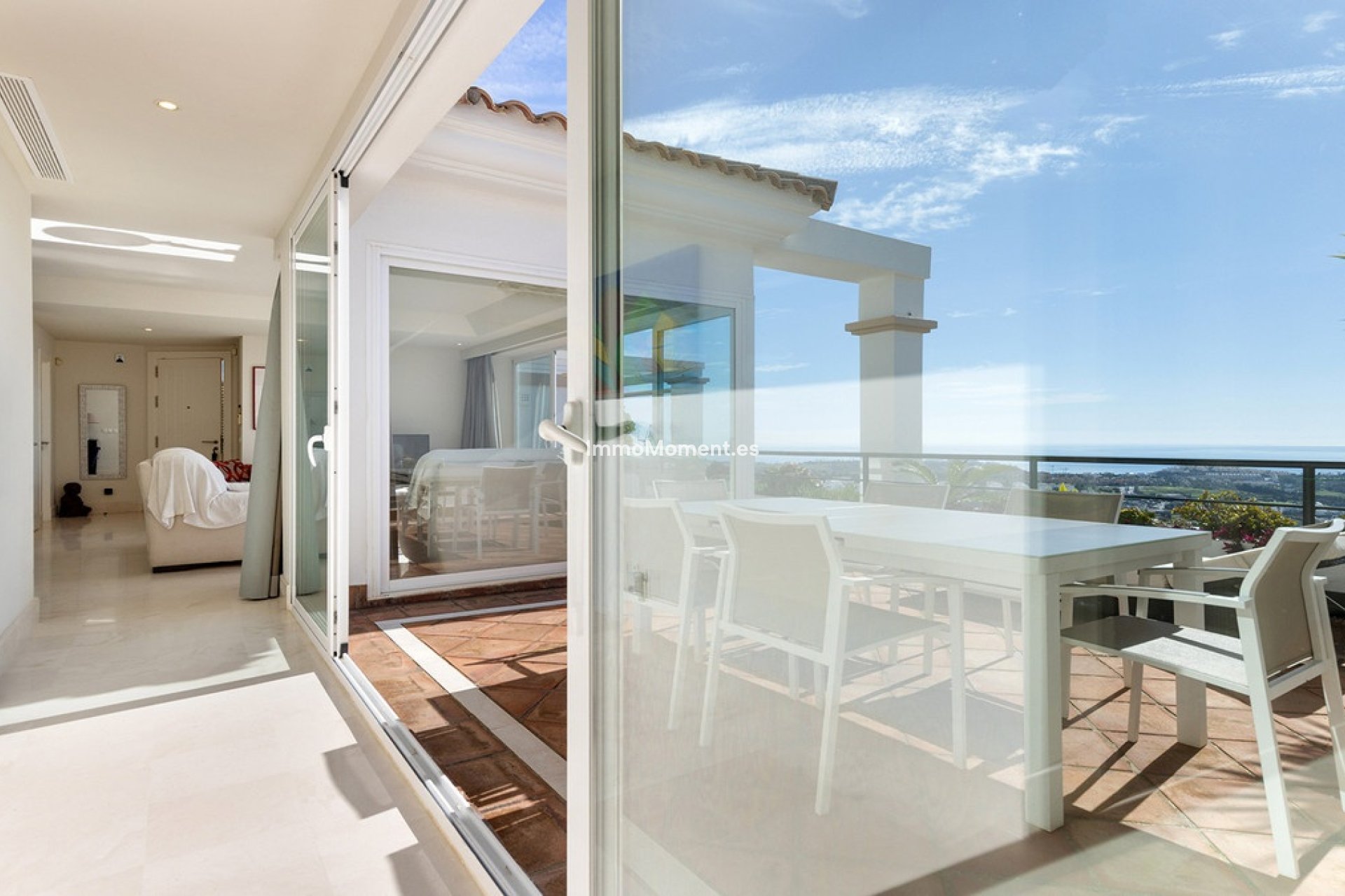 Resale - Apartment - Casares - Doña Julia