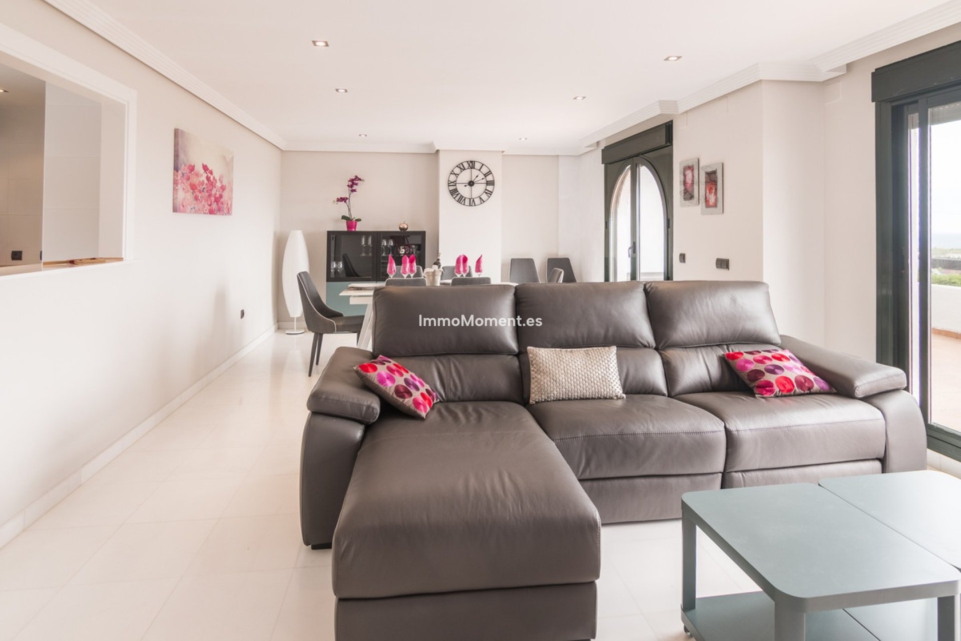 Resale - Apartment - Casares - Doña Julia