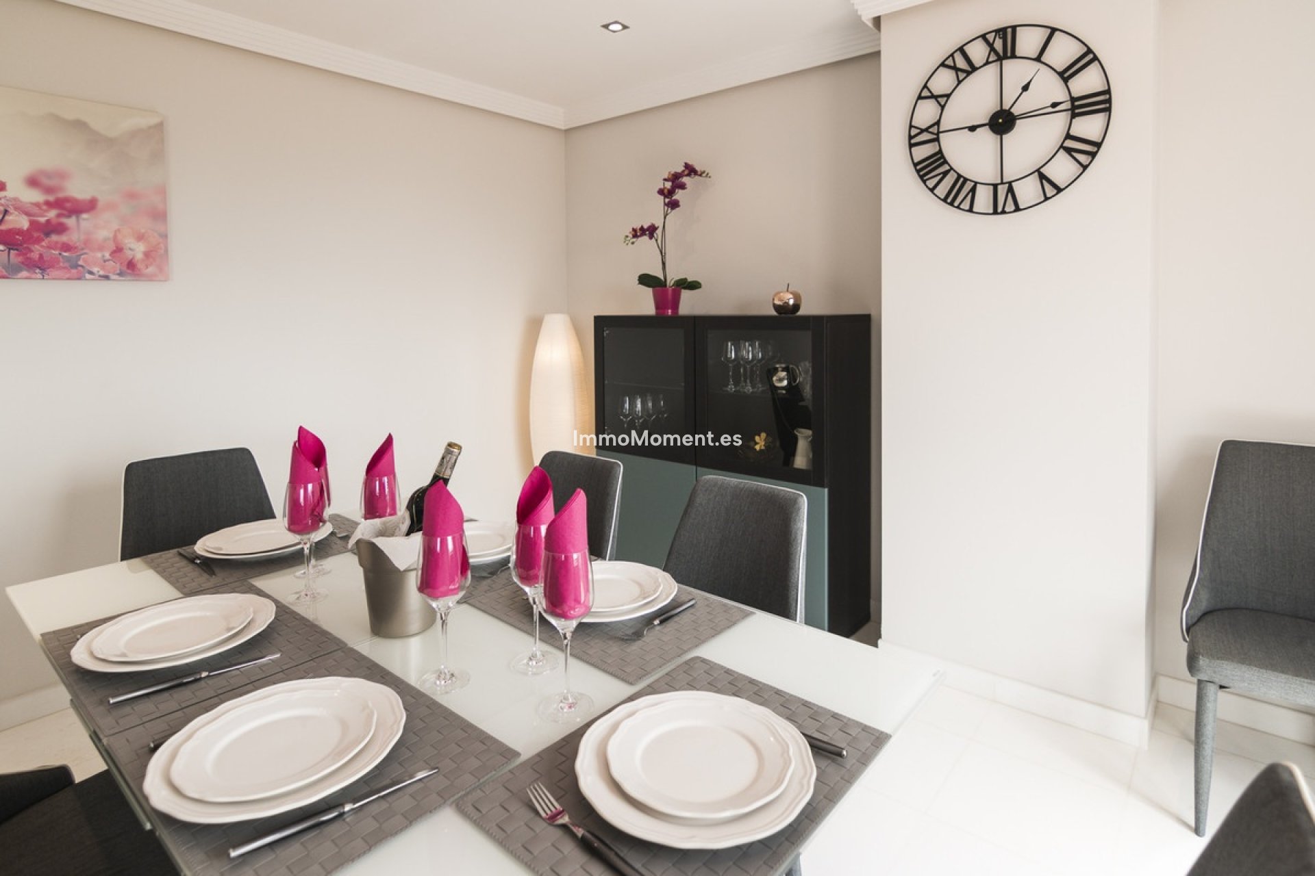 Resale - Apartment - Casares - Doña Julia