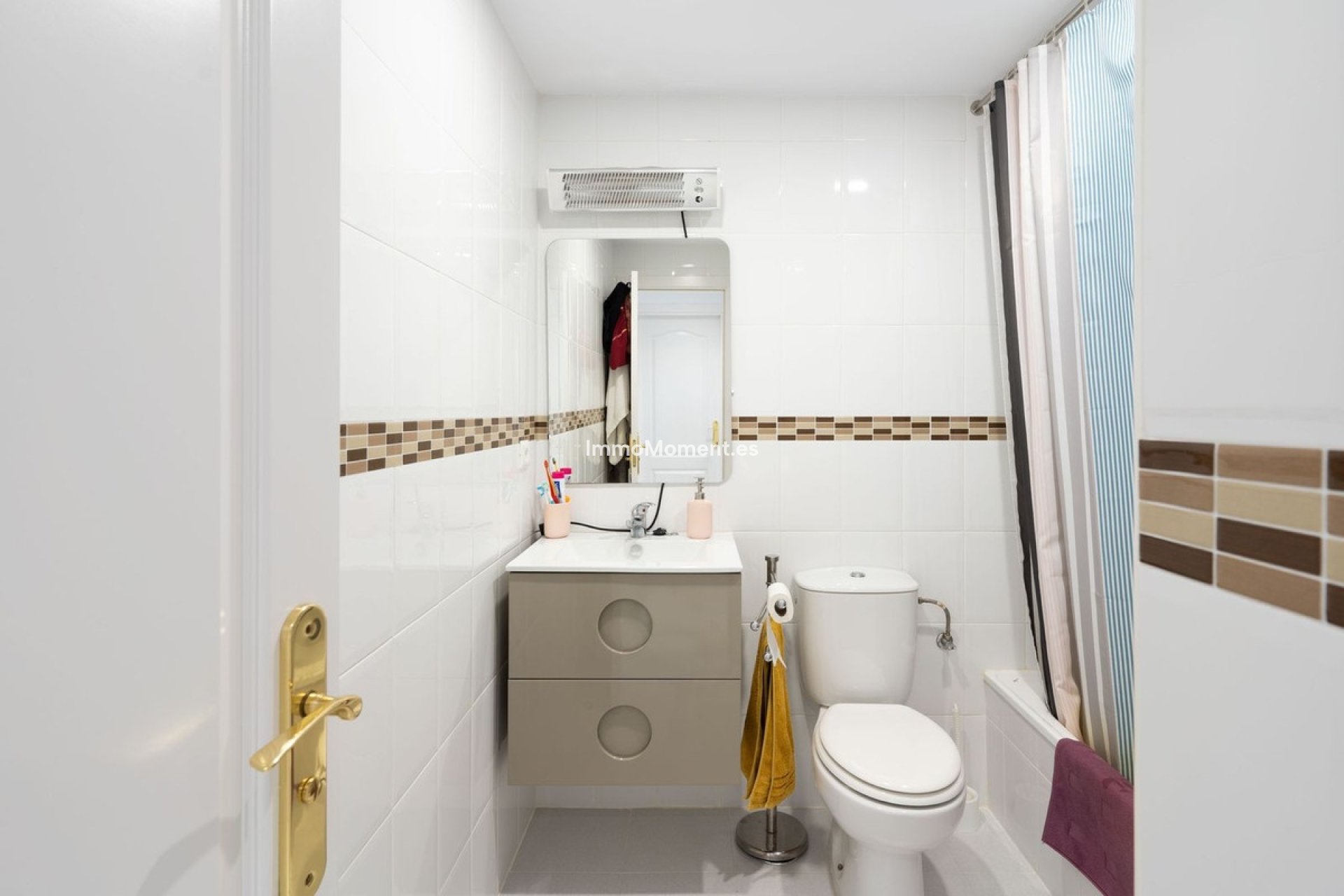 Resale - Apartment - Casares - Doña Julia