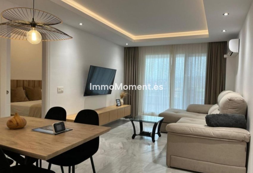 Resale - Apartment - Casares - Doña Julia