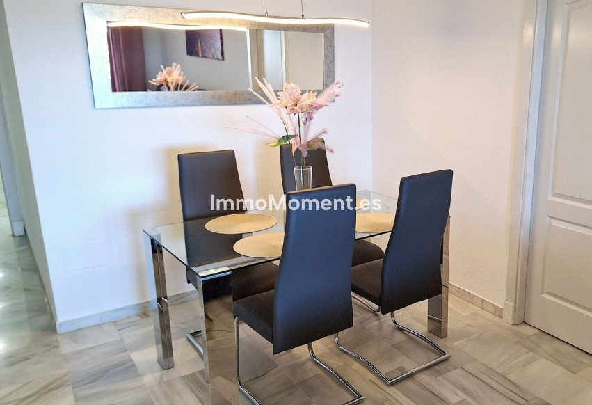 Resale - Apartment - Casares - Doña Julia