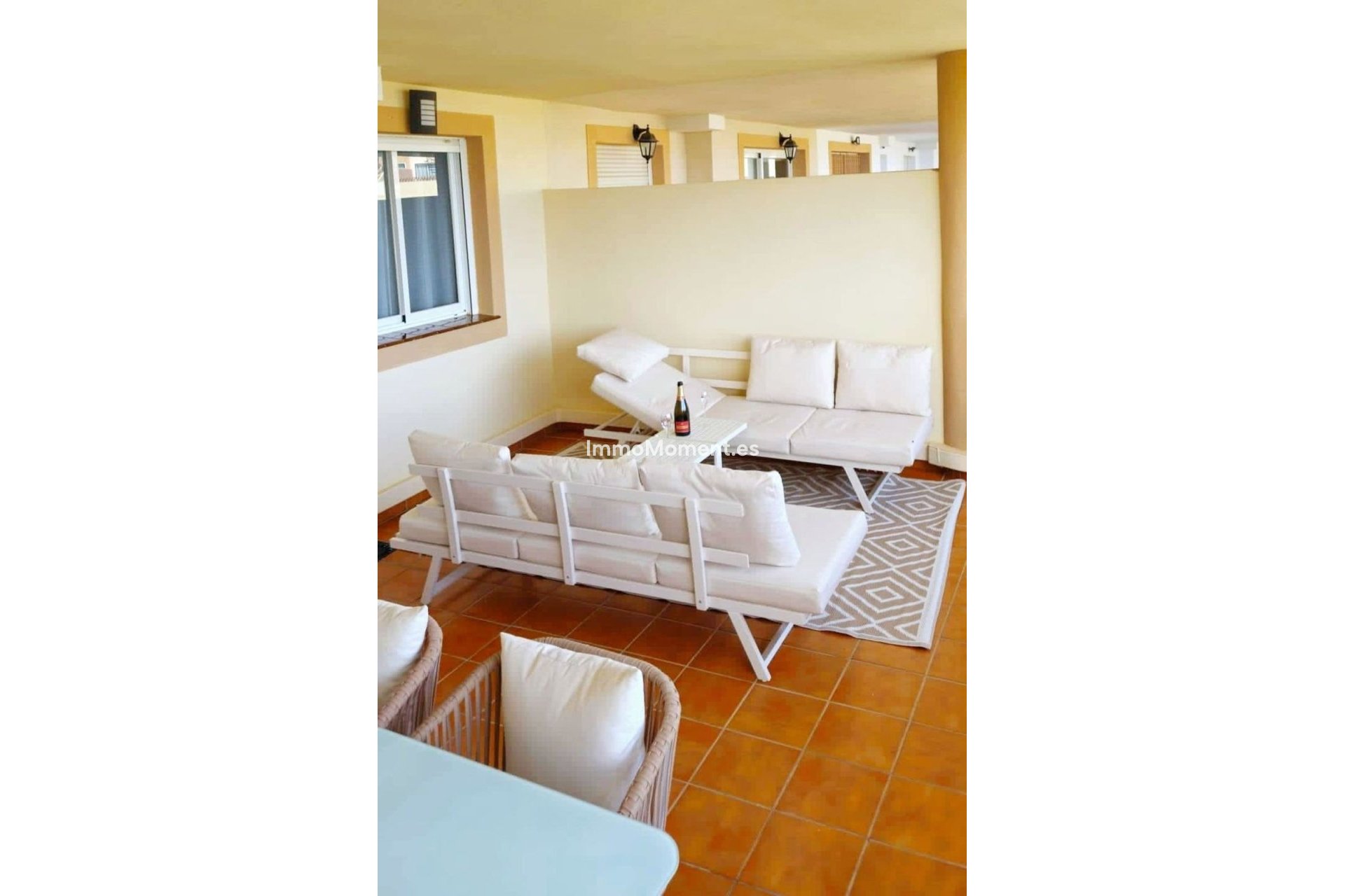 Resale - Apartment - Casares - Doña Julia
