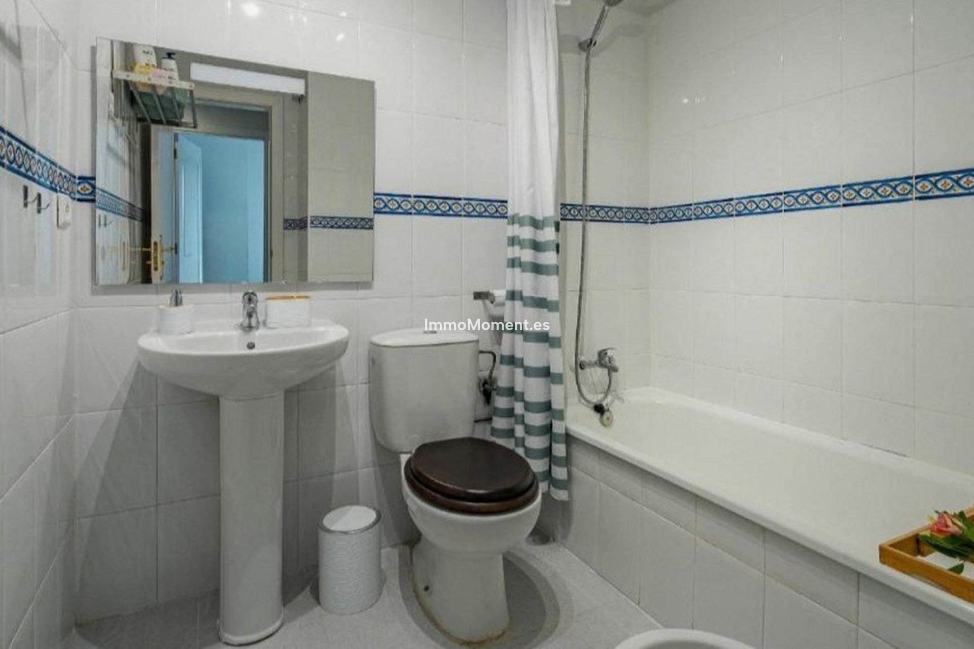 Resale - Apartment - Casares - Doña Julia