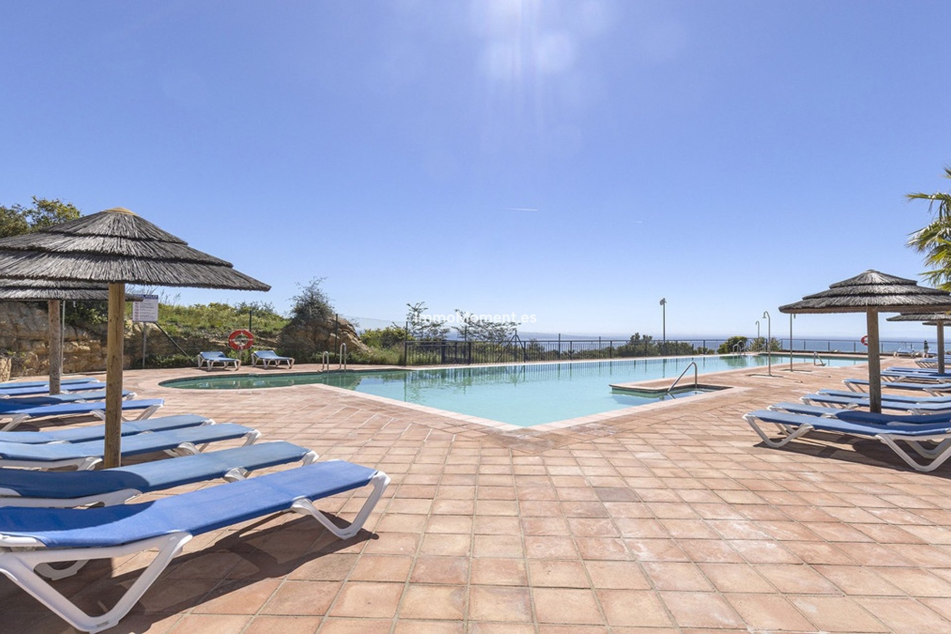 Resale - Apartment - Casares - Doña Julia