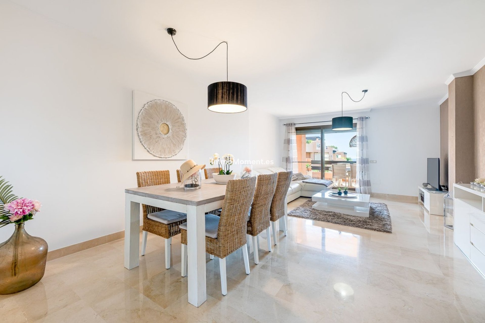 Resale - Apartment - Casares - Doña Julia