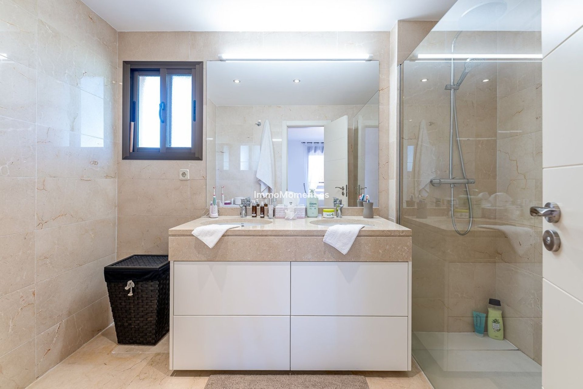 Resale - Apartment - Casares - Doña Julia