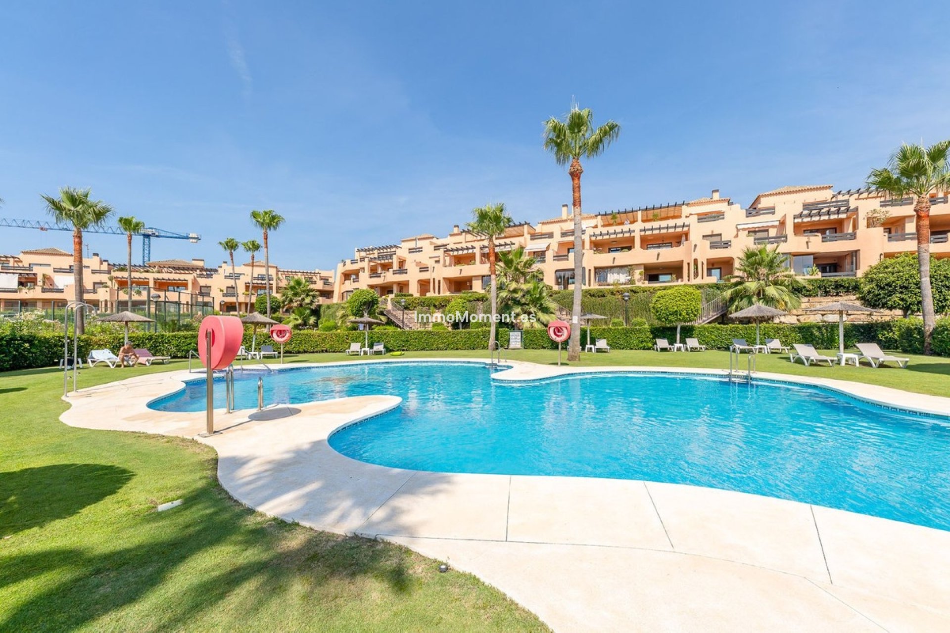 Resale - Apartment - Casares - Doña Julia