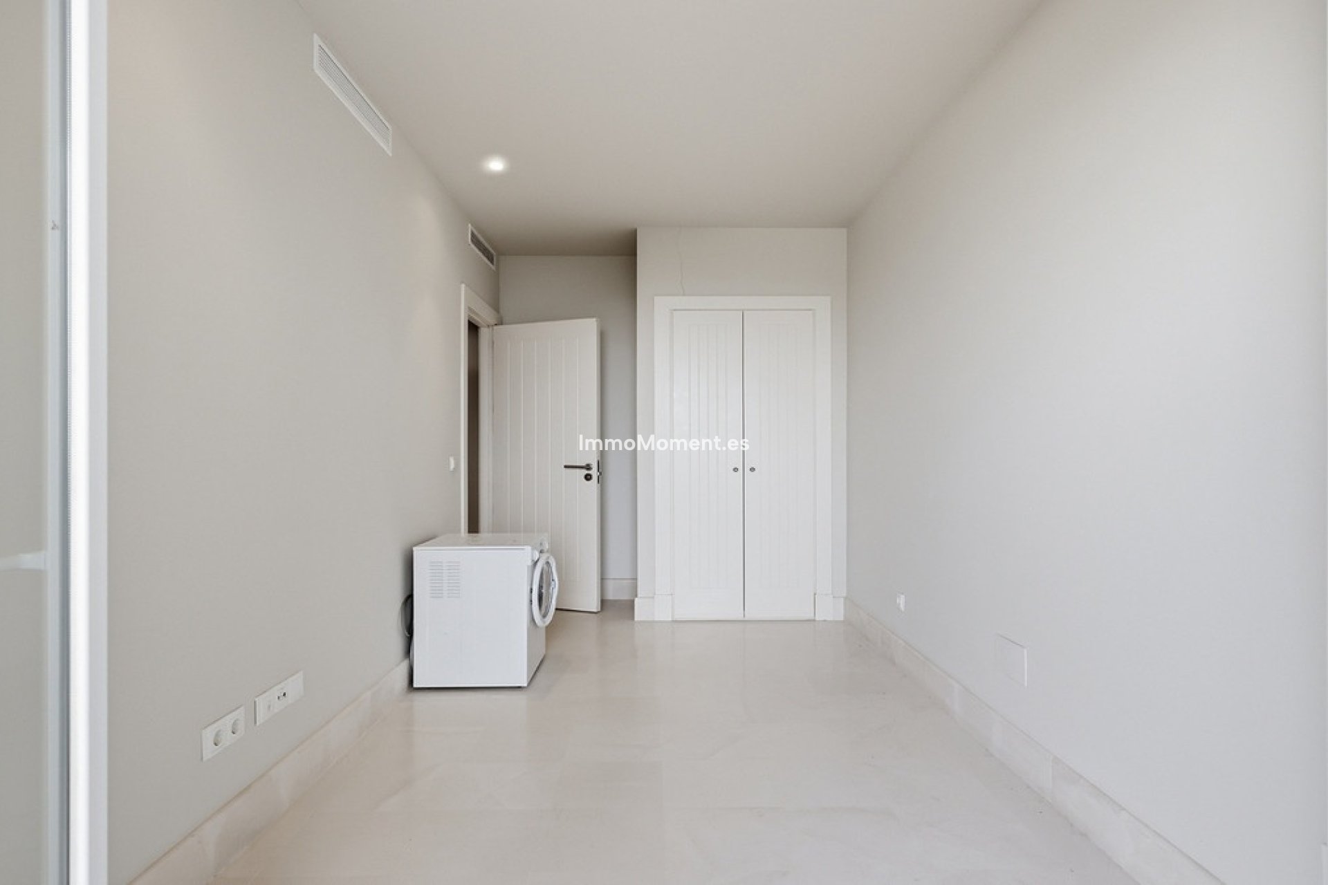 Resale - Apartment - Casares - Doña Julia