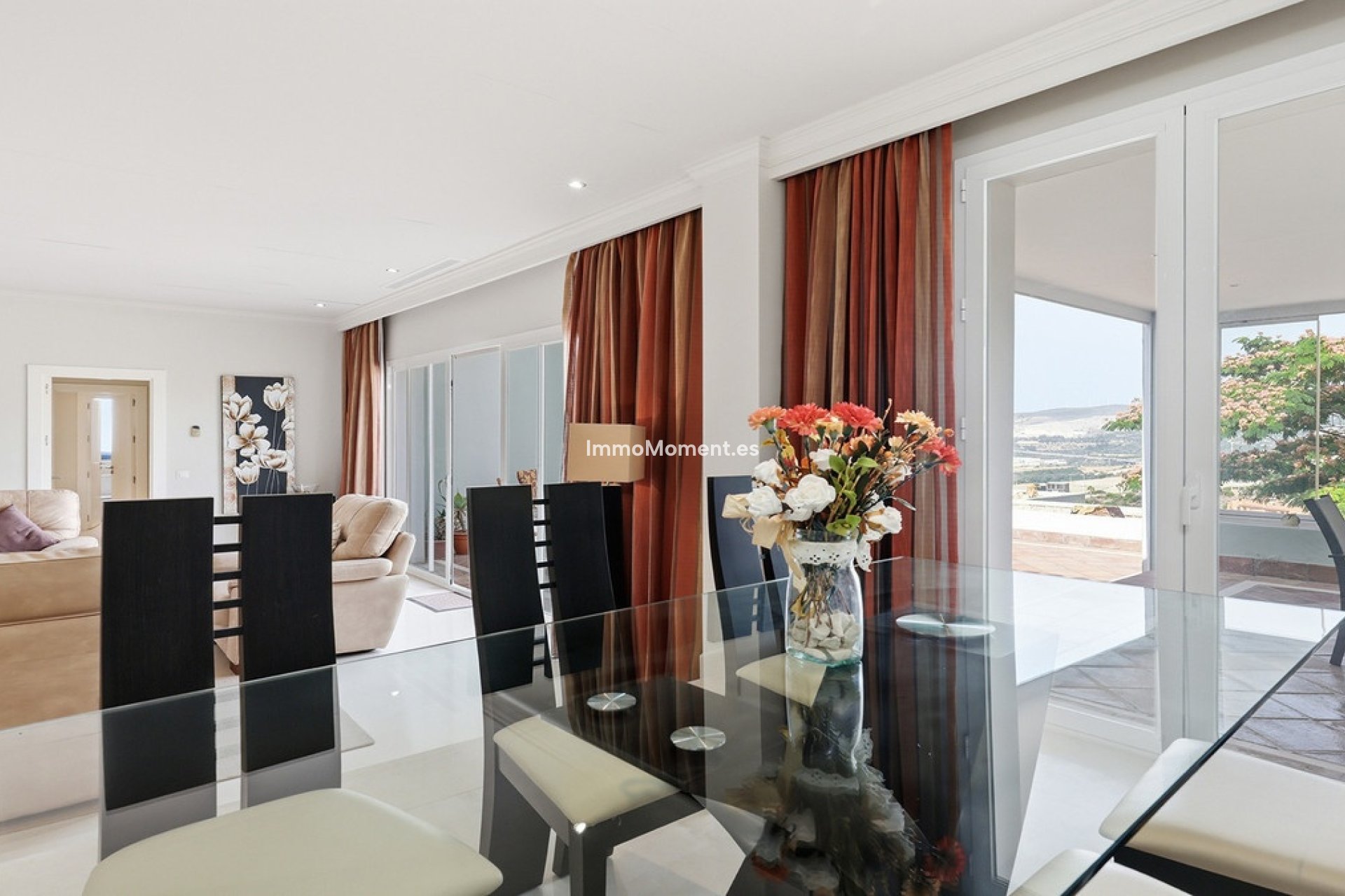 Resale - Apartment - Casares - Doña Julia