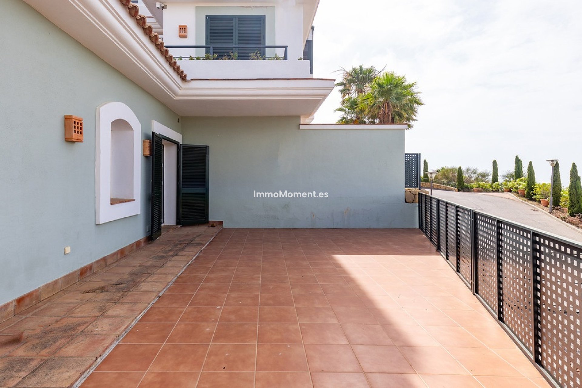 Resale - Apartment - Casares - Doña Julia