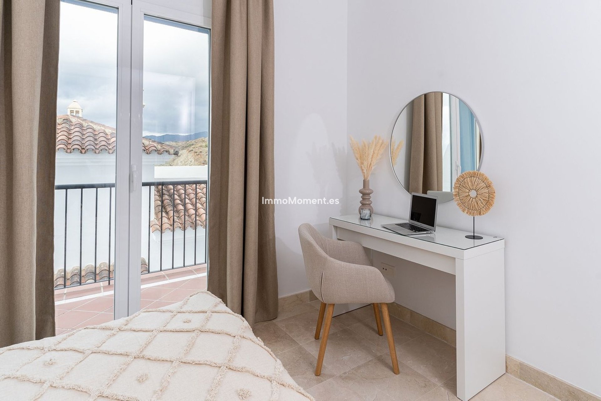 Resale - Apartment - El Paraiso - New Golden Mile