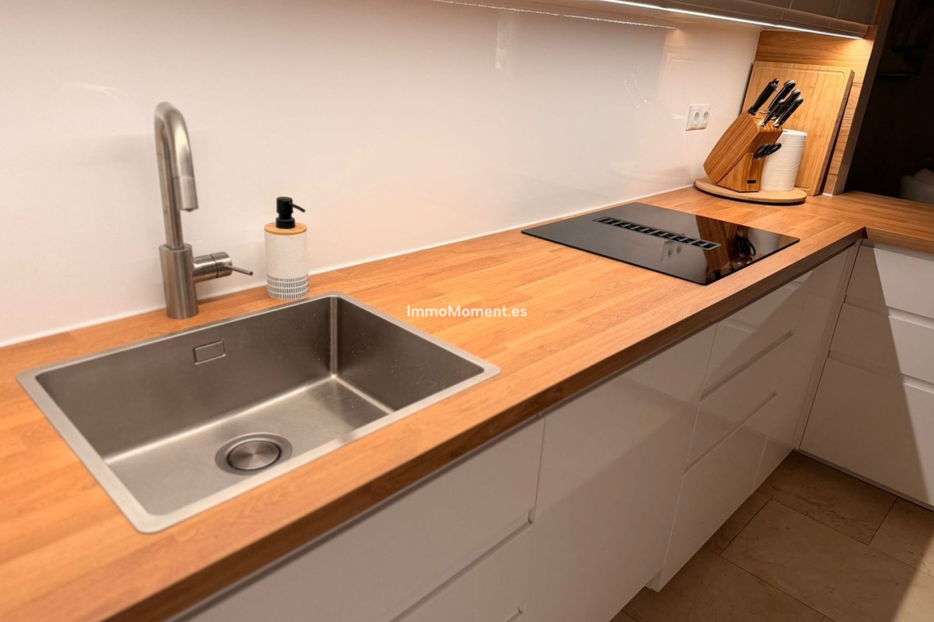 Resale - Apartment - El Paraiso - New Golden Mile