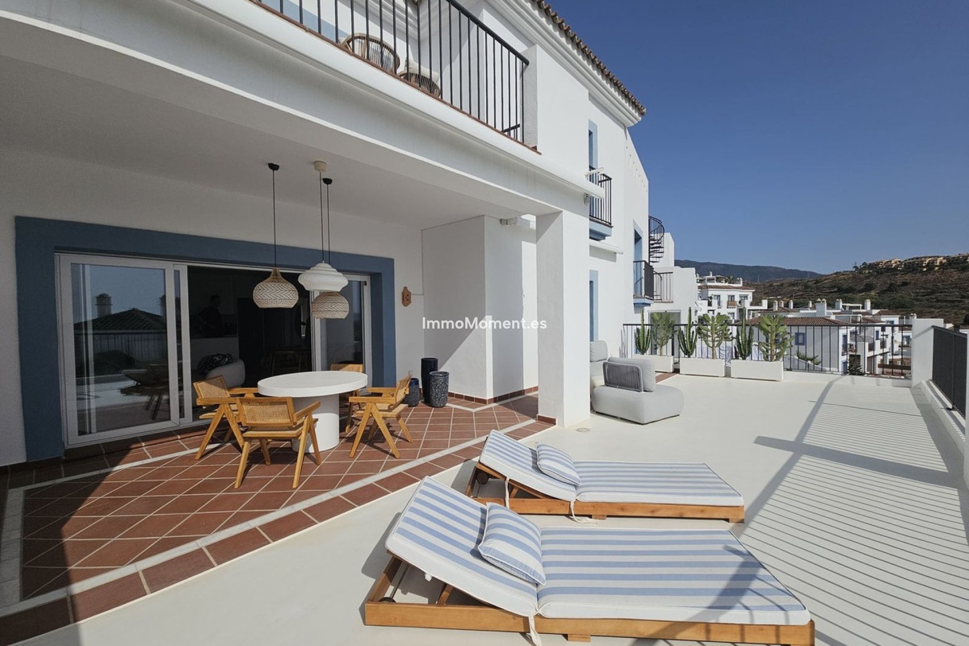 Resale - Apartment - El Paraiso - New Golden Mile