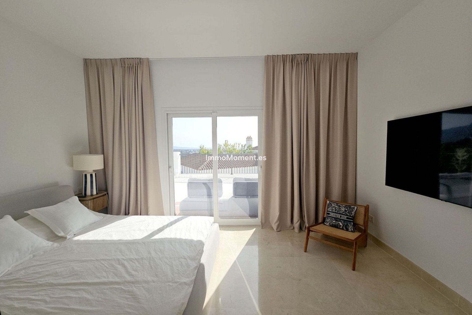 Resale - Apartment - El Paraiso - New Golden Mile