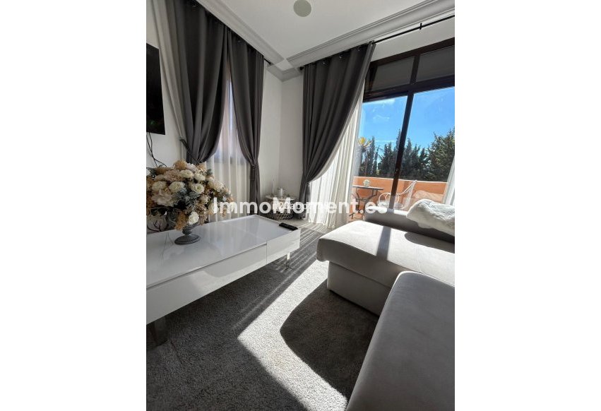 Resale - Apartment - El Paraiso - New Golden Mile