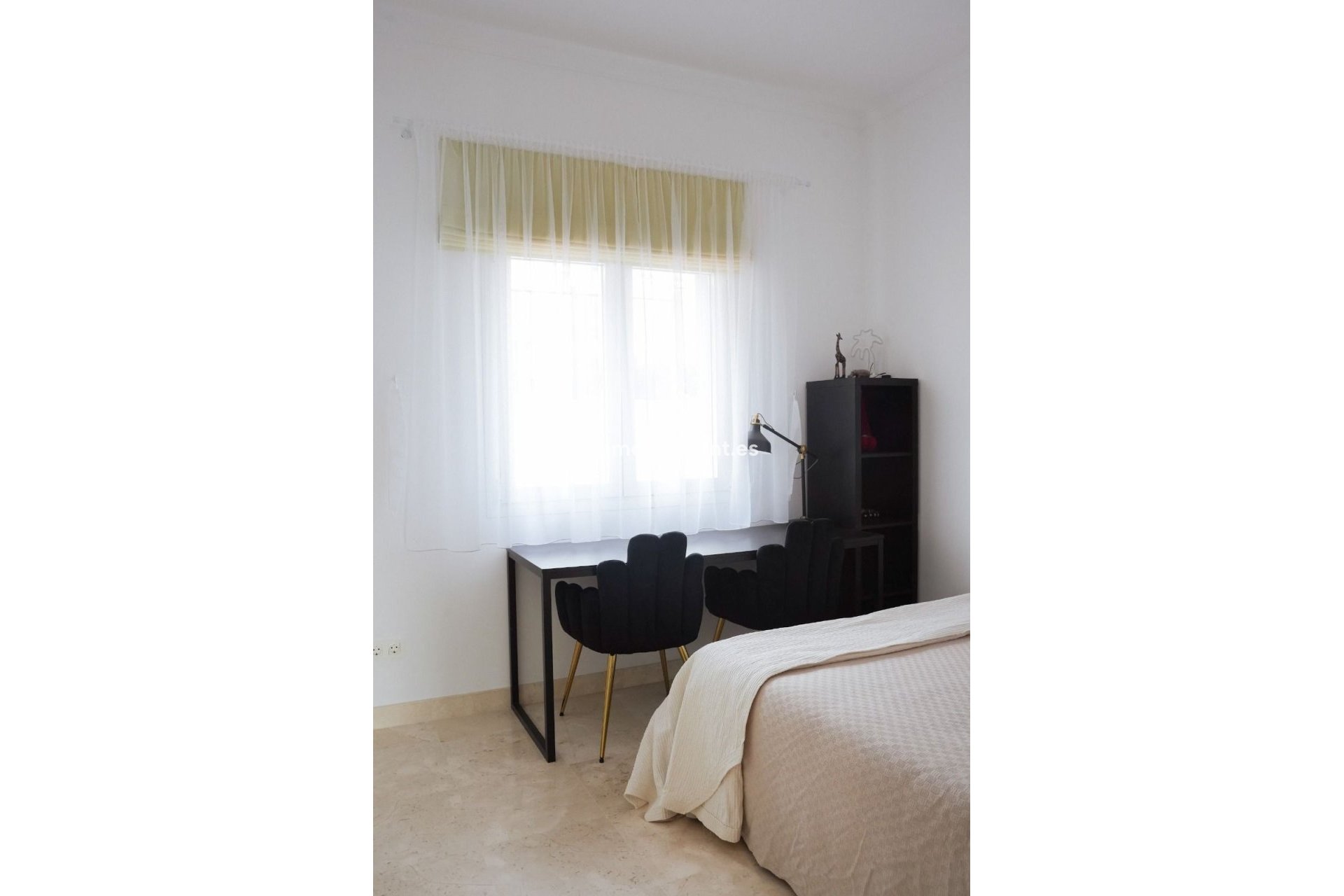 Resale - Apartment - El Paraiso - New Golden Mile