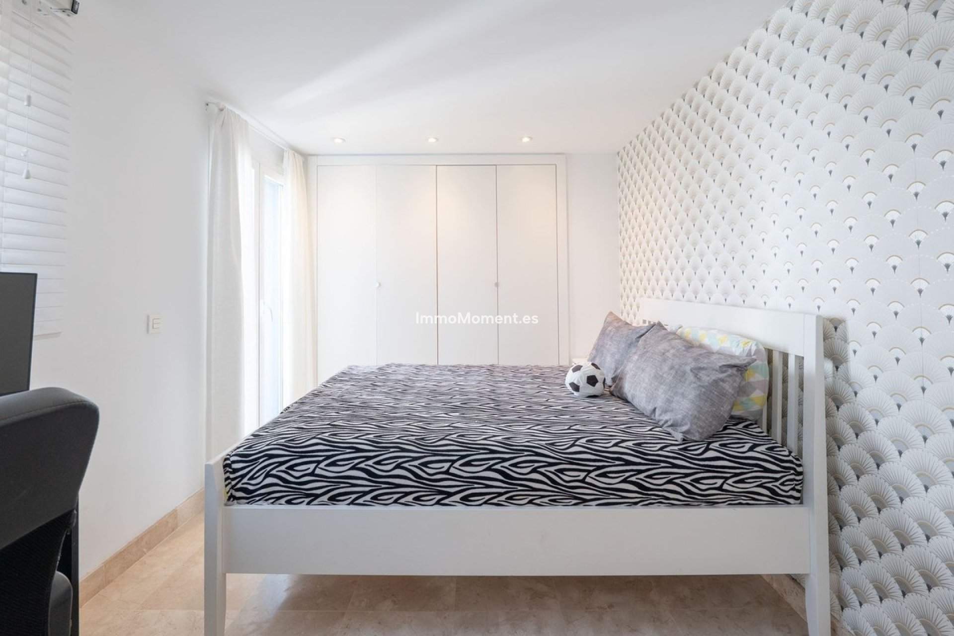 Resale - Apartment - El Paraiso - New Golden Mile