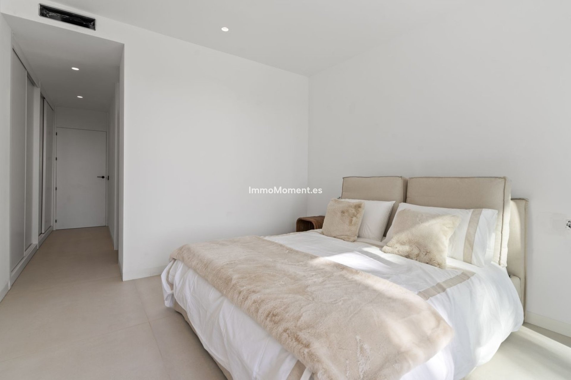 Resale - Apartment - El Paraiso - New Golden Mile