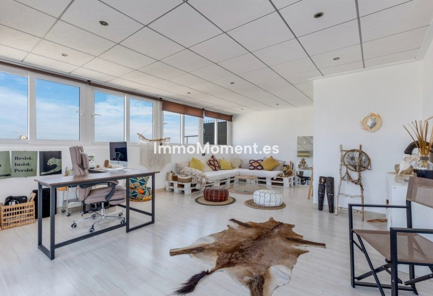 Resale - Apartment - Elche - Elche Centro